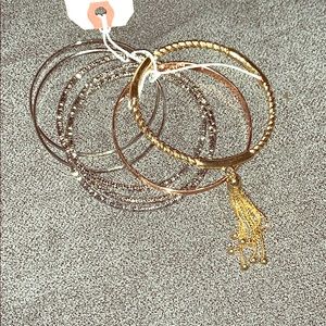 Set of 7 Bangle Bracelets